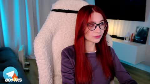 Snapshot of smthwrong chatting on 2, 2, 2025 smthwrong online show from 2, 2, 2025