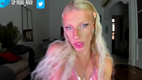   online show from 8, 2, 2025