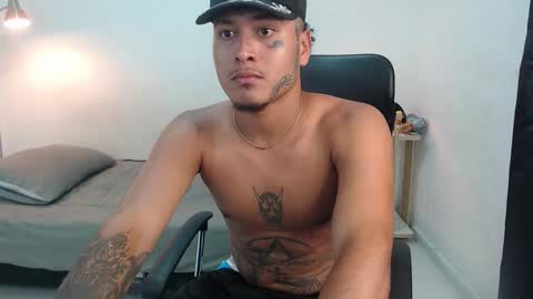 Snapshot of snak_master1 chatting on 23, 9, 2025 snak_master1 online show from 23, 9, 2025