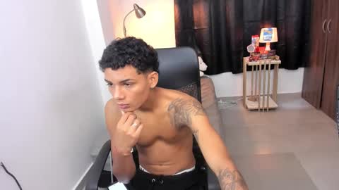 Snapshot of snak_master1 chatting on 3, 11, 2025 snak_master1 online show from 3, 11, 2025