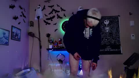 Snapshot of snarfle chatting on 2, 12, 2024 Viiscount Snarfle Von Snarfenberg online show from 2, 12, 2024