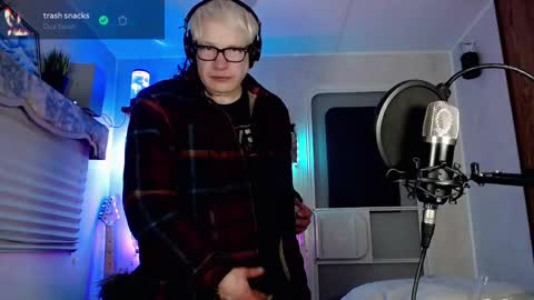 Snapshot of snarfle chatting on 1, 3, 2025 Viiscount Snarfle Von Snarfenberg online show from 1, 3, 2025