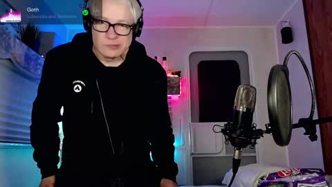 Snapshot of snarfle chatting on 4, 3, 2025 Viiscount Snarfle Von Snarfenberg online show from 4, 3, 2025