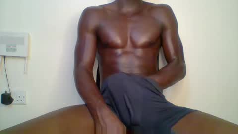 Snapshot of sneaky_link2 chatting on 20, 2, 2025 papi online show from 20, 2, 2025