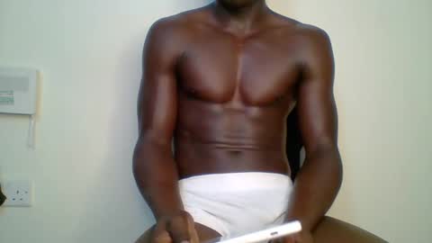 Snapshot of sneaky_link2 chatting on 20, 2, 2025 papi online show from 20, 2, 2025