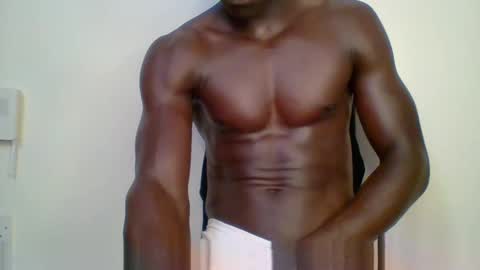 Snapshot of sneaky_link2 chatting on 20, 2, 2025 papi online show from 20, 2, 2025