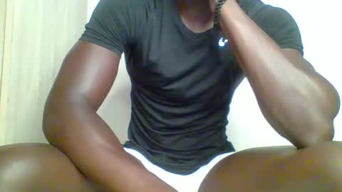 Snapshot of sneaky_link2 chatting on 22, 2, 2025 papi online show from 22, 2, 2025