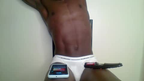 Snapshot of sneaky_link2 chatting on 6, 3, 2025 papi online show from 6, 3, 2025