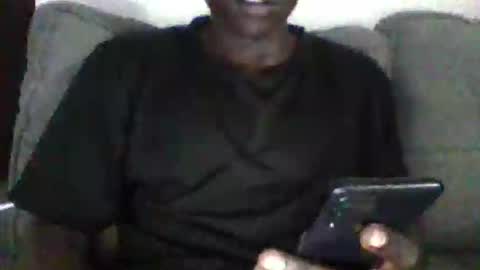 Snapshot of sneaky_link2 chatting on 28, 9, 2025 papi online show from 28, 9, 2025