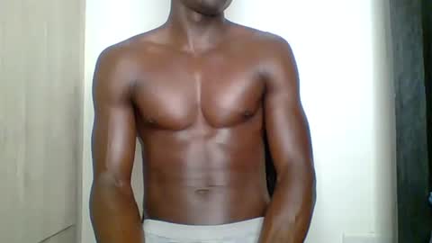 Snapshot of sneaky_link2 chatting on 20, 10, 2025 papi online show from 20, 10, 2025