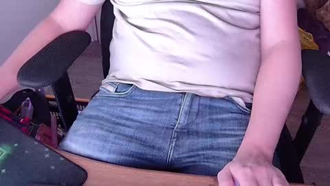 Sneakybill online show from 24, 11, 2025