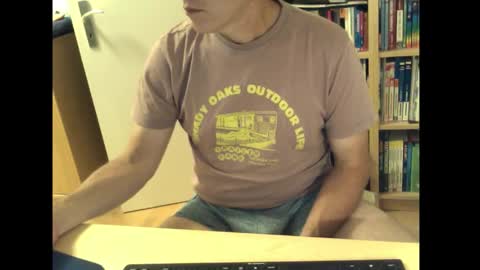 sneaxfreund online show from 17, 9, 2025