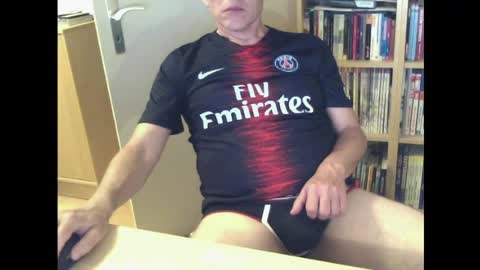 Snapshot of sneaxfreund chatting on 24, 5, 2026 sneaxfreund online show from 24, 5, 2026