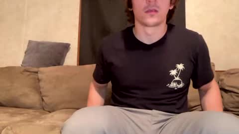 Snapshot of snoochiepoochies chatting on 28, 10, 2025 Will Rex online show from 28, 10, 2025