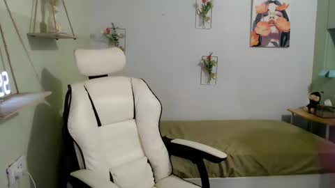 snow_2000 online show from 5, 12, 2024