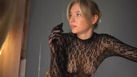 Candice Snow online show from 19, 2, 2025