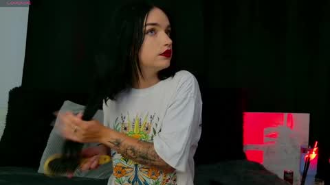 Snapshot of snow_white_19 chatting on 2, 6, 2026 snow white 19 online show from 2, 6, 2026