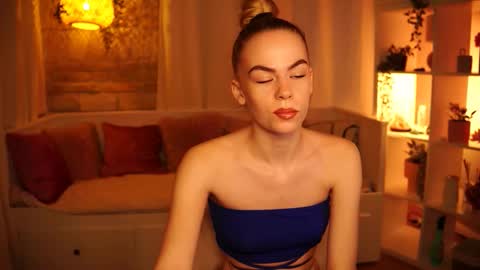 Snapshot of snowbarbieee chatting on 9, 12, 2024 Hanna online show from 9, 12, 2024