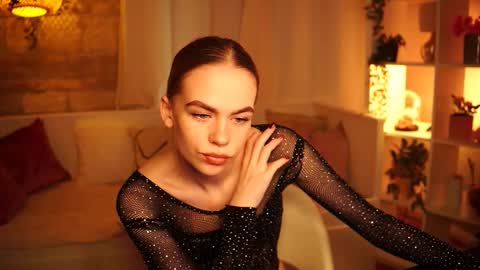 Snapshot of snowbarbieee chatting on 2, 1, 2025 Hanna online show from 2, 1, 2025