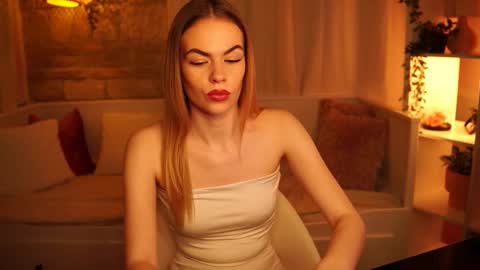 Snapshot of snowbarbieee chatting on 31, 1, 2025 Hanna online show from 31, 1, 2025