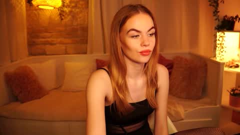 Snapshot of snowbarbieee chatting on 10, 3, 2025 Hanna online show from 10, 3, 2025