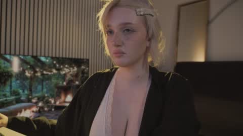 Ellie online show from 21, 6, 2026