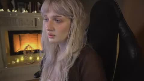 Ellie online show from 5, 7, 2026