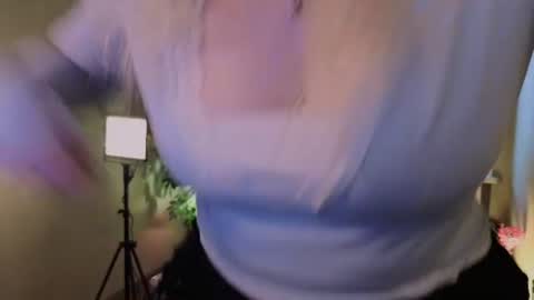 Ellie online show from 26, 7, 2026