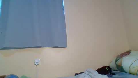 Snowie eyes online show from 14, 11, 2025