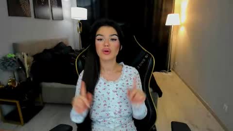 snowingwinter online show from 24, 9, 2025