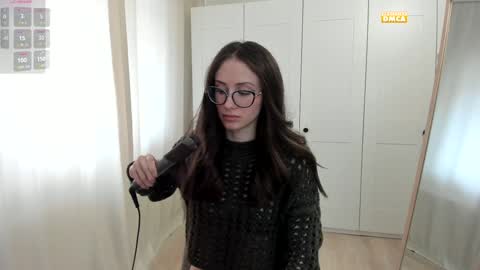 Snapshot of snowww_white chatting on 30, 9, 2025 Ann online show from 30, 9, 2025