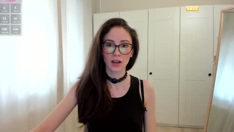 Snapshot of snowww_white chatting on 10, 10, 2025 Ann online show from 10, 10, 2025