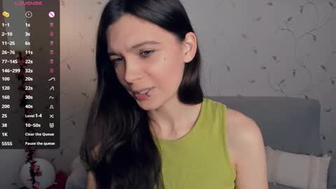 Snapshot of so__sweet chatting on 12, 10, 2025 Alice - Birthday Girl online show from 12, 10, 2025