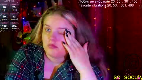 Snapshot of so_cute777 chatting on 15, 2, 2025 so cute777 online show from 15, 2, 2025