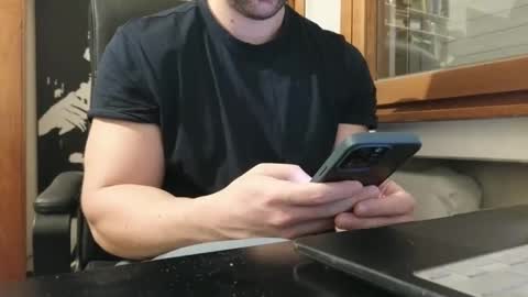 Snapshot of so_thick chatting on 8, 1, 2025 luca -   online show from 8, 1, 2025