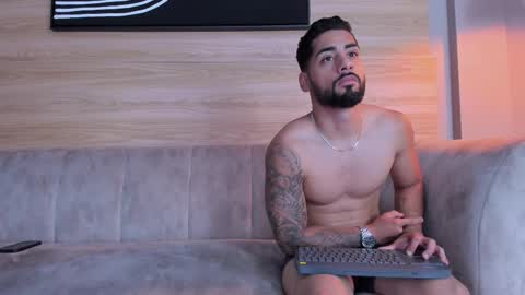 Snapshot of soccer_hot chatting on 13, 10, 2025 SOCCER HOT online show from 13, 10, 2025