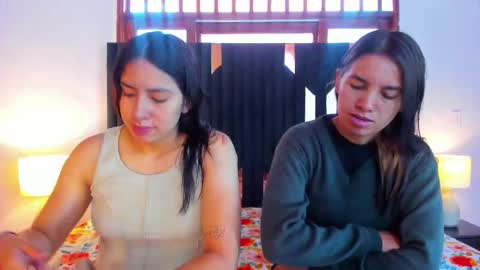 Snapshot of soffy_and_mia chatting on 17, 10, 2025 soffy and mia online show from 17, 10, 2025