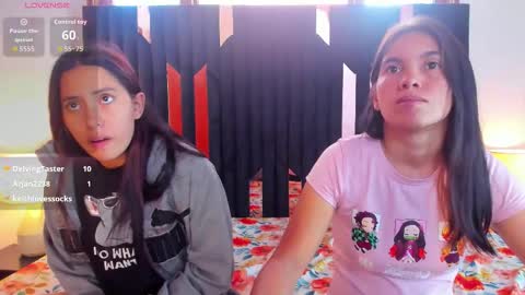 Snapshot of soffy_and_mia chatting on 29, 11, 2025 soffy and mia online show from 29, 11, 2025