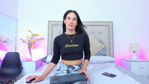 Snapshot of sofhyalove chatting on 13, 6, 2026 sofhyalove online show from 13, 6, 2026