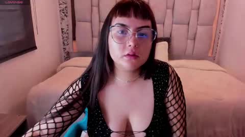 SOFI BLAKE online show from 11, 5, 2026