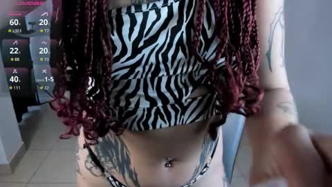 Snapshot of sofi_f_w chatting on 17, 11, 2025 Sofi online show from 17, 11, 2025