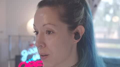 Snapshot of sofi_mora chatting on 5, 1, 2025 Sofi Mora online show from 5, 1, 2025