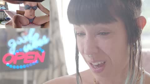 Snapshot of sofi_mora chatting on 9, 11, 2025 Sofi Mora online show from 9, 11, 2025