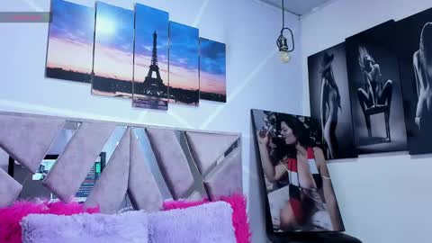 Sofi Noa online show from 10, 2, 2025