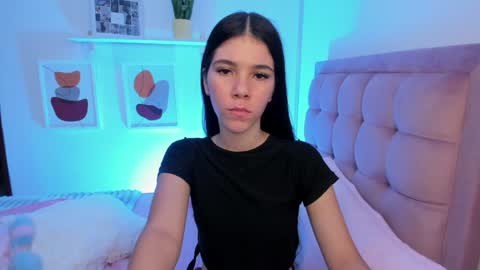Snapshot of sofi_perezz chatting on 13, 1, 2025 sofi online show from 13, 1, 2025