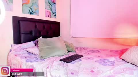 Snapshot of sofia__lujan chatting on 24, 4, 2026 call me L U online show from 24, 4, 2026
