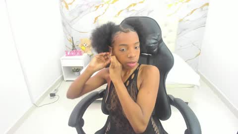 Snapshot of sofia_echeverri chatting on 19, 5, 2026 sofia_echeverri online show from 19, 5, 2026