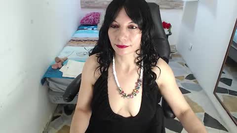 Sofia  online show from 4, 10, 2025