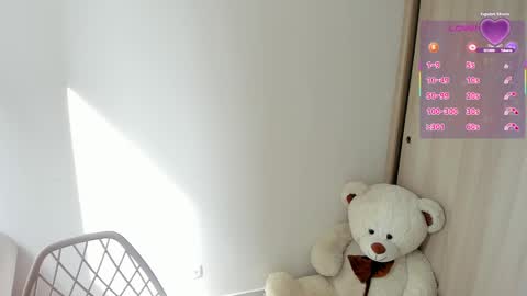 sofia_rivers_ online show from 17, 4, 2026