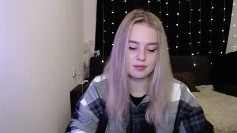 Snapshot of sofia_rosemary chatting on 4, 12, 2024 sofia_rosemary online show from 4, 12, 2024